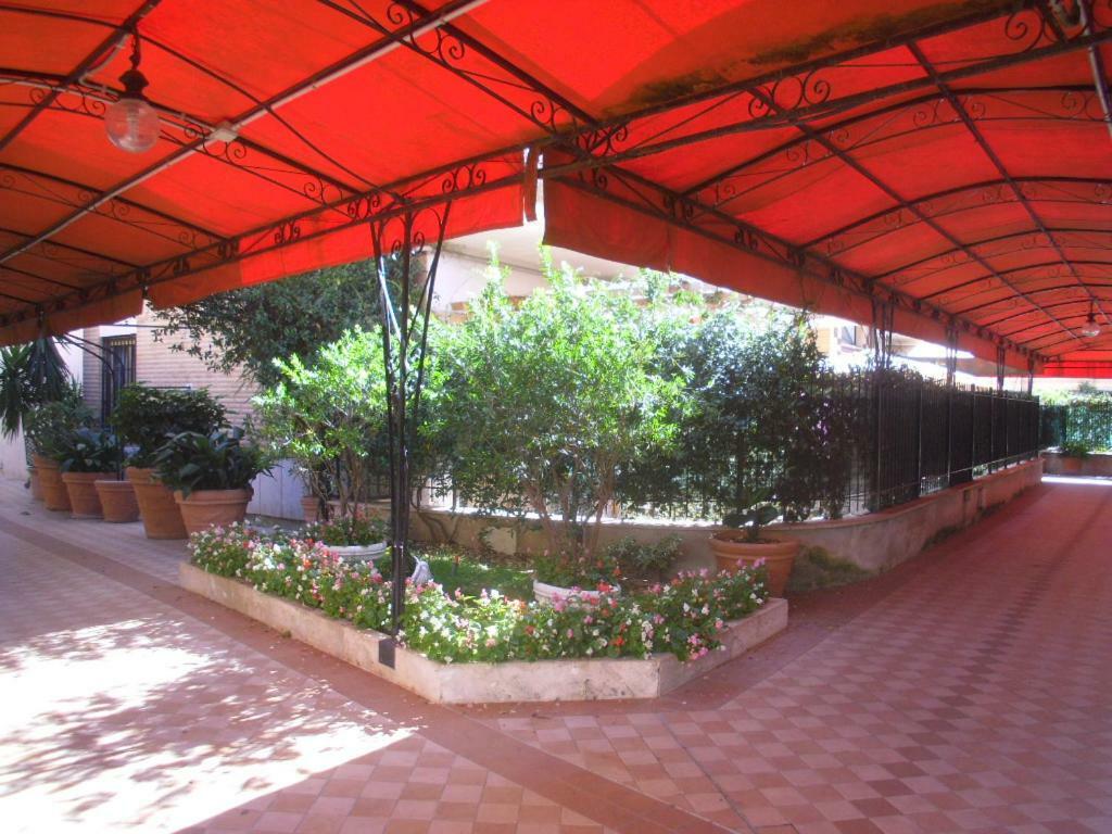 Lovely Little Apartment In Via Aurelia 罗马 外观 照片